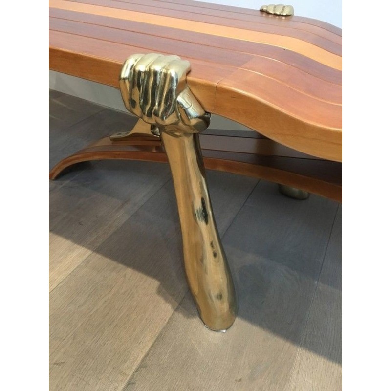 Table Basse Unique à Lamelles de Bois Exotique en Éventail sur Supports Sculpturaux en Laiton Doré