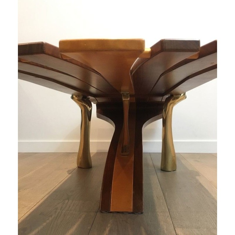 Table Basse Unique à Lamelles de Bois Exotique en Éventail sur Supports Sculpturaux en Laiton Doré