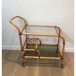 Table Roulante en Rotin à Panneaux d’Anneaux Entrelacés et Liens de Cuir, France circa 1950