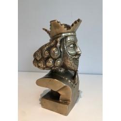 Buste en Bronze d’un Monarque Barbu Couronné, Travail Français, vers 1940