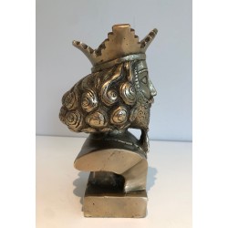 Buste en Bronze d’un Monarque Barbu Couronné, Travail Français, vers 1940