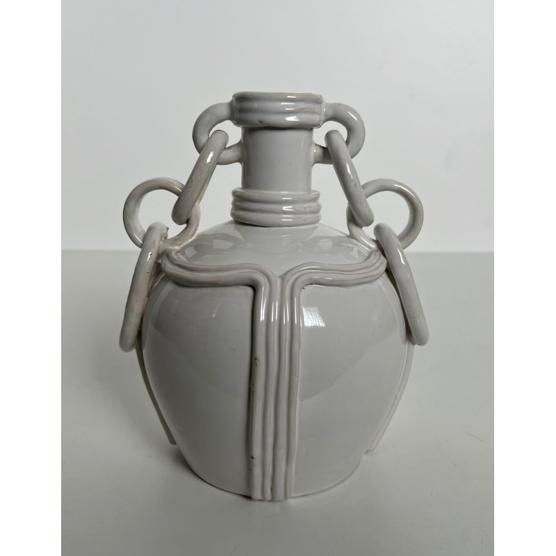 Vase en Céramique Émaillée Blanche à Anses en Chaîne, Signé, Travail Français, vers 1970