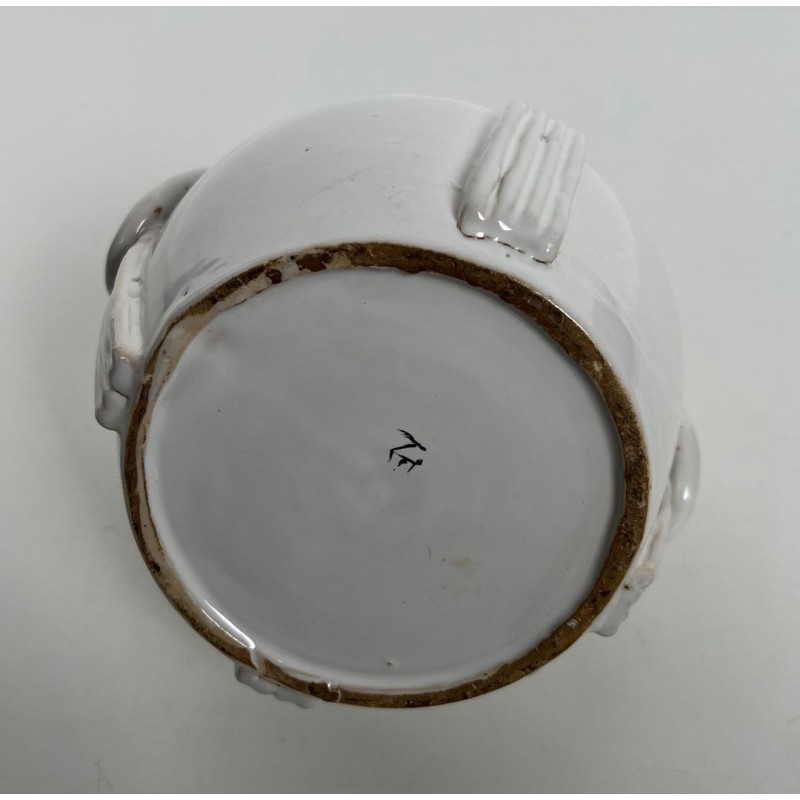 Vase en Céramique Émaillée Blanche à Anses en Chaîne, Signé, Travail Français, vers 1970