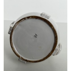 Vase en Céramique Émaillée Blanche à Anses en Chaîne, Signé, Travail Français, vers 1970
