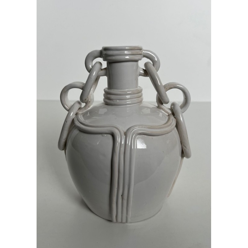 Vase en Céramique Émaillée Blanche à Anses en Chaîne, Signé, Travail Français, vers 1970