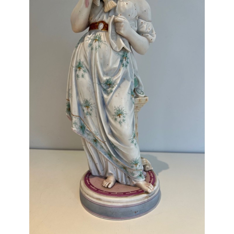 Paire de Sujets en Porcelaine Française, Femmes aux Colombes, vers 1880