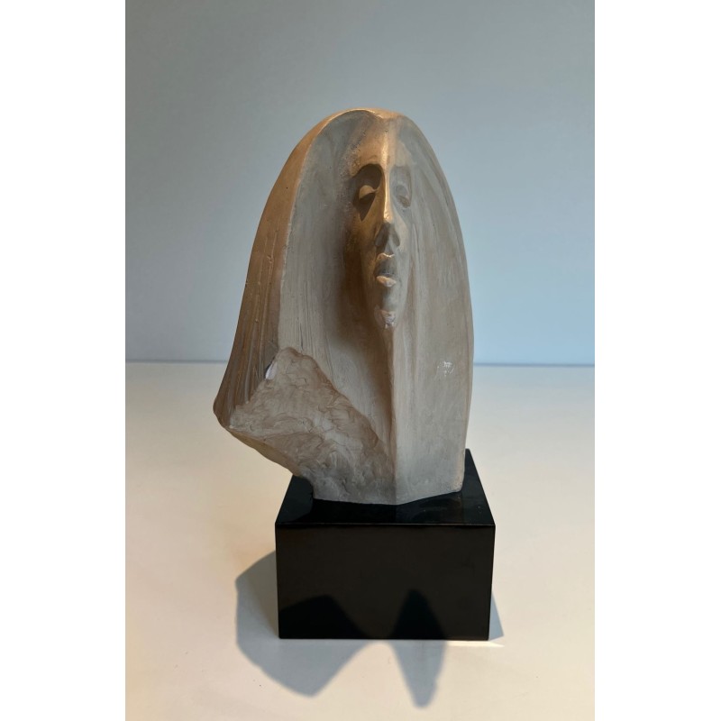 Sculpture en Terre Cuite représentant Un Visage de Femme