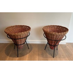 Suite de Trois Jardinières en Métal Laqué Noir et Rotin