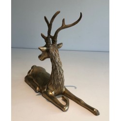 Cerf Couché en Bronze Gravé de Motifs chamaniques