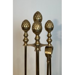 Grand Nécessaire de Cheminée en Laiton aux Pommes de Pin, dans le Goût de Baguès, vers 1970