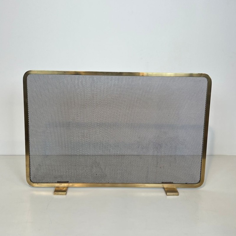 Modernist Brass Fireplace Screen with Op-Art Wave-Patterned Wire Mesh, French circa 1970