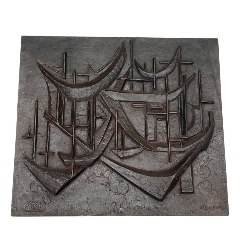 Modernist Cast Iron Fireback “Les Voiliers” (Sailboats), Signed Menemus, Foundry Stern, circa 1970