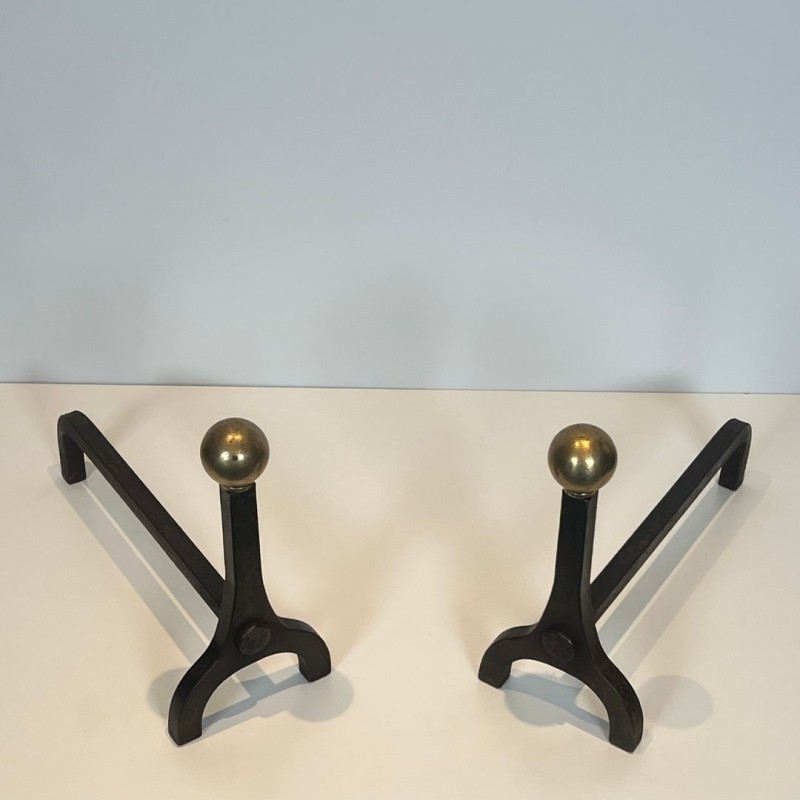 Paire de Chenets Modernistes en Acier et Laiton à Boule par Jacques Adnet, vers 1940