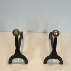 Paire de Chenets Modernistes en Acier et Laiton à Boule par Jacques Adnet, vers 1940