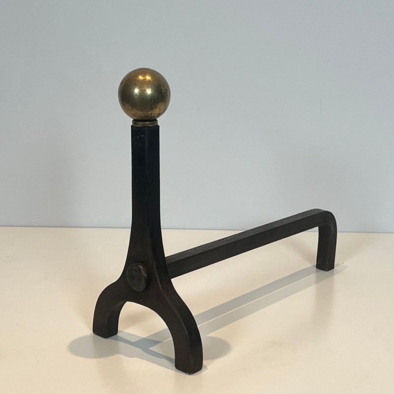 Paire de Chenets Modernistes en Acier et Laiton à Boule par Jacques Adnet, vers 1940