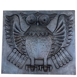 Modernist Cast Iron Fireback with Owl, Signed Lucas, Foundry Stern, French circa 1970