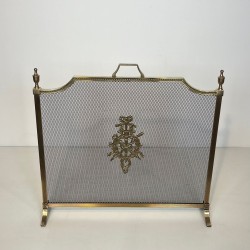 Louis XVI Style Brass Fireplace Screen with Mesh and Neoclassical Appliqués, Maison Jansen Style, circa 1940