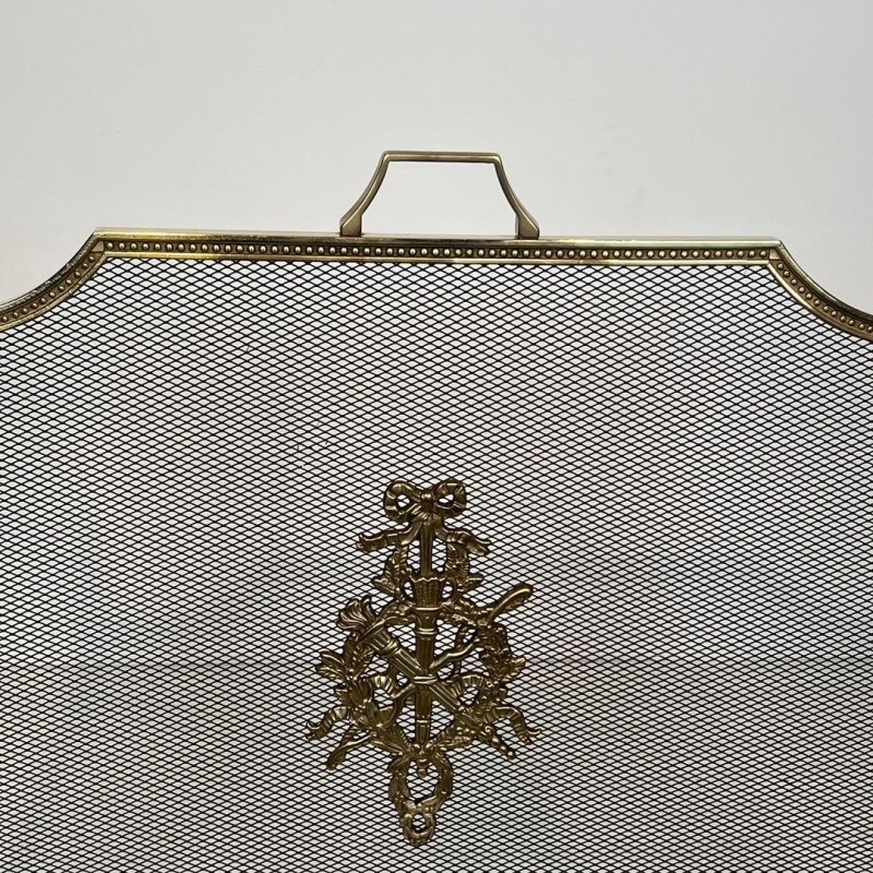 Louis XVI Style Brass Fireplace Screen with Mesh and Neoclassical Appliqués, Maison Jansen Style, circa 1940