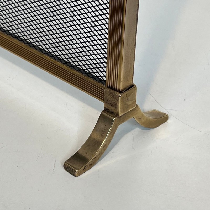 Louis XVI Style Brass Fireplace Screen with Mesh and Neoclassical Appliqués, Maison Jansen Style, circa 1940