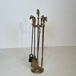 Nécessaire de Feu en Laiton à Têtes de Chevaux, Style Néoclassique, vers 1950