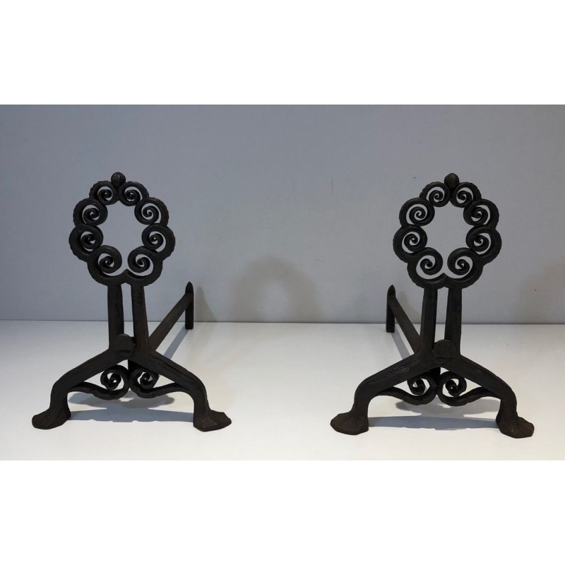 Paire de Chenets en Fer Forgé Art Nouveau à Volutes Circulaires, Signés Wanner Genève