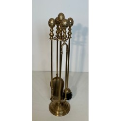 Nécessaire de Feu de Style Néoclassique en Laiton à Finiales en Pomme de Pin Sphérique, Goût Baguès