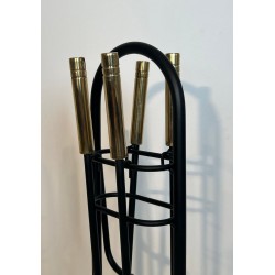 Nécessaire de Feu Moderniste Laqué Noir et Laiton à Support Cage et Poignée Annulaire