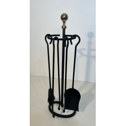 Nécessaire de Feu Moderniste en Métal Laqué Noir et Laiton à Base en Fer à Cheval