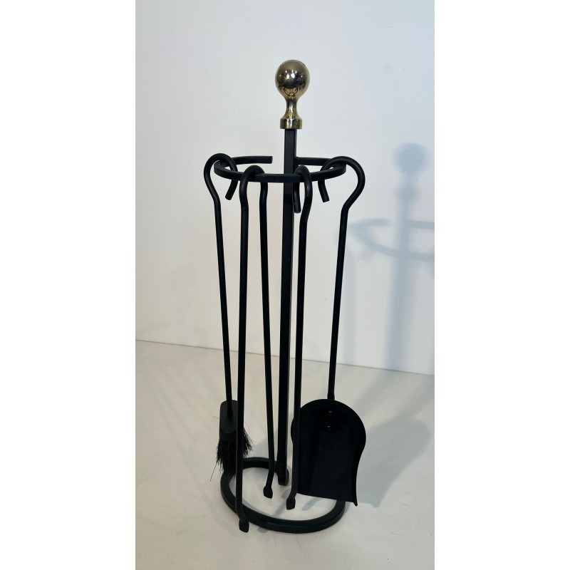 Nécessaire de Feu Moderniste en Métal Laqué Noir et Laiton à Base en Fer à Cheval