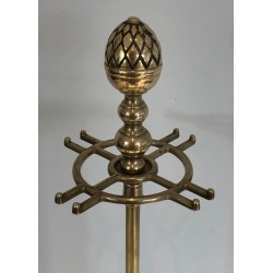 Nécessaire de Feu en Laiton Néoclassique aux Pommes de Pin dans le Goût de Baguès