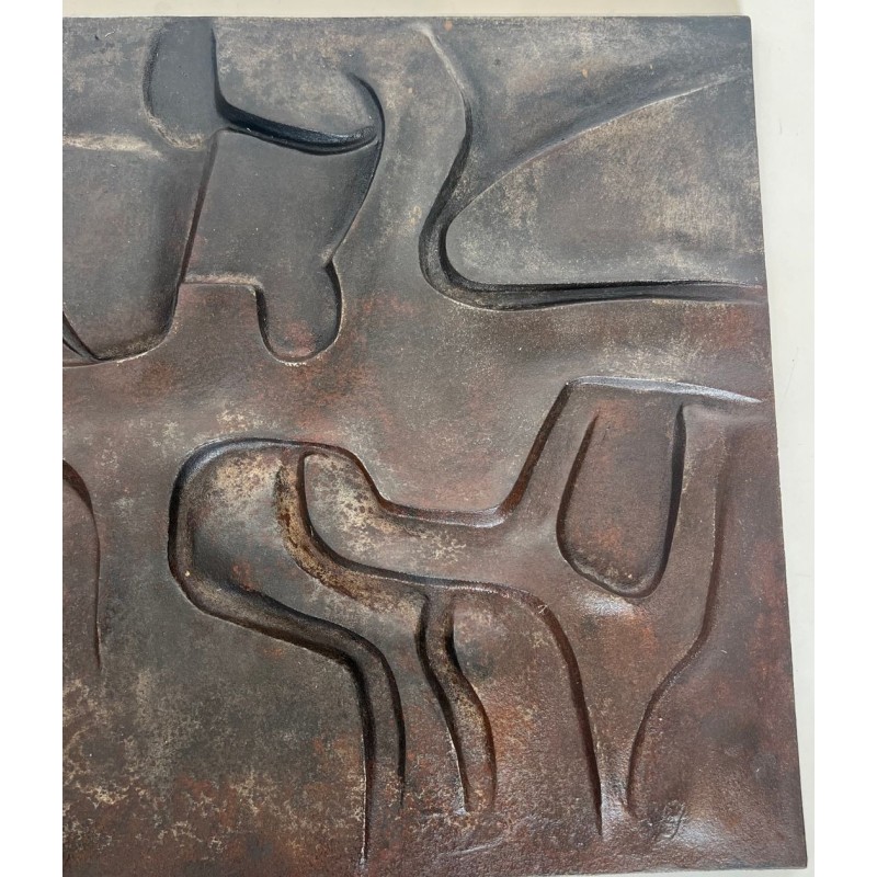 Plaque de Cheminée Moderniste en Fonte à Décor en Bas-Relief Figural Abstrait