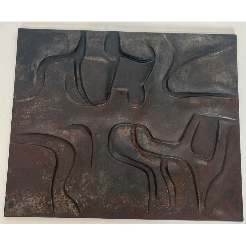 Plaque de Cheminée Moderniste en Fonte à Décor en Bas-Relief Figural Abstrait